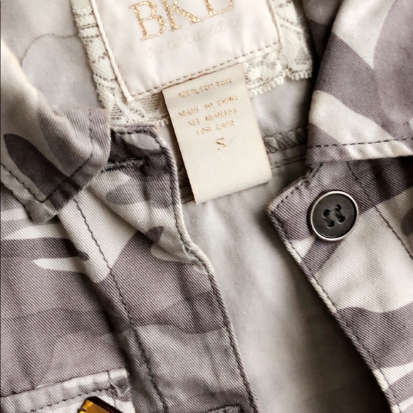 Buckle camo jacket & layering tops - Picture 3 of 6